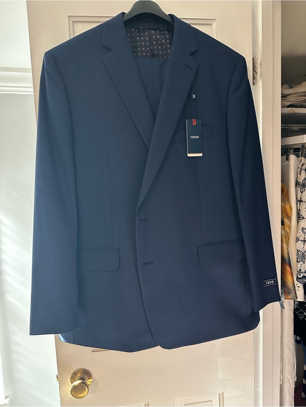 IZOD Men's 2-Piece Suit NWT Blue Windowpane Grid Check 48L 43x33